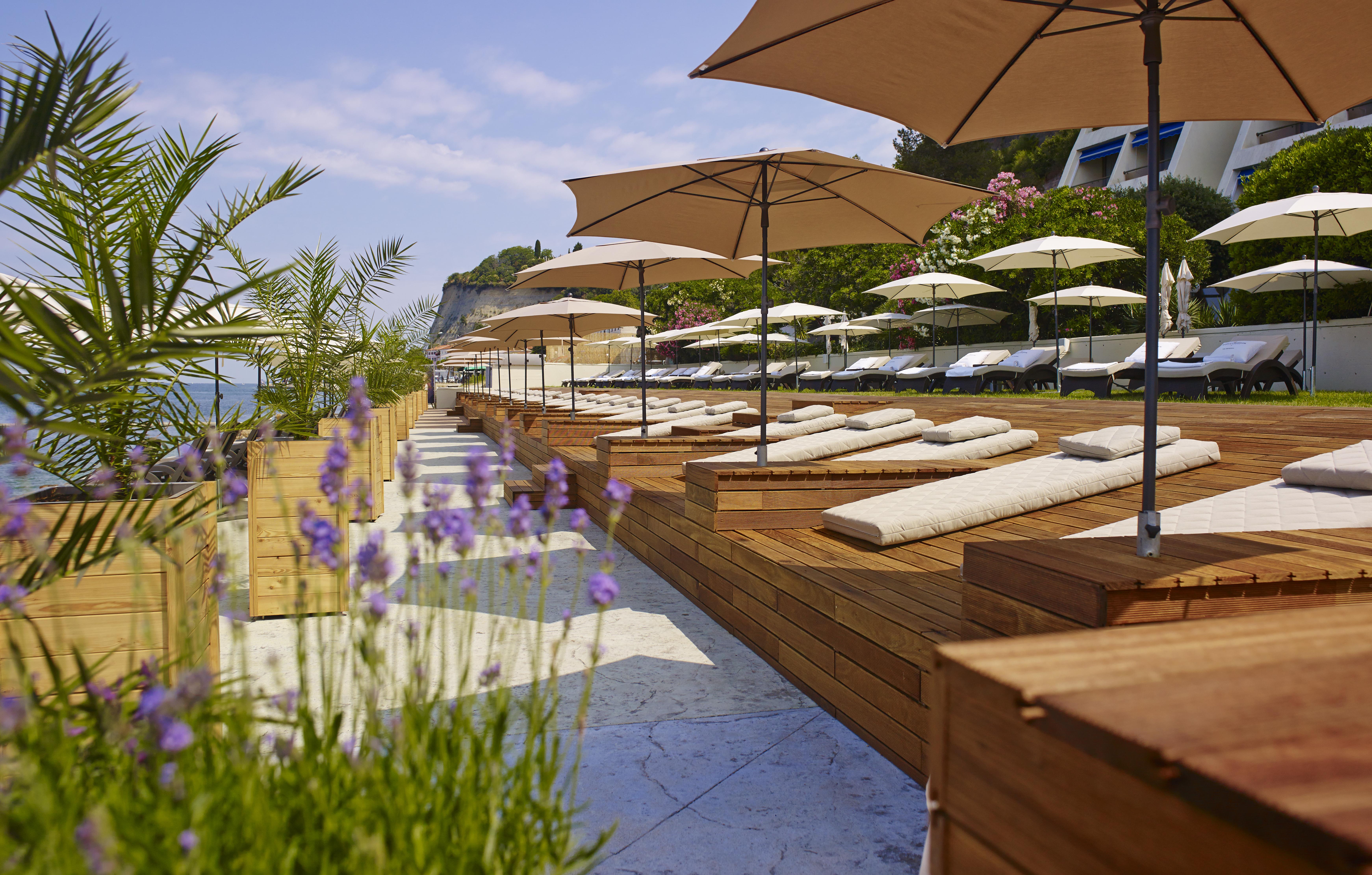 Grand Hotel Bernardin Portorose Esterno foto Beach at the Hotel