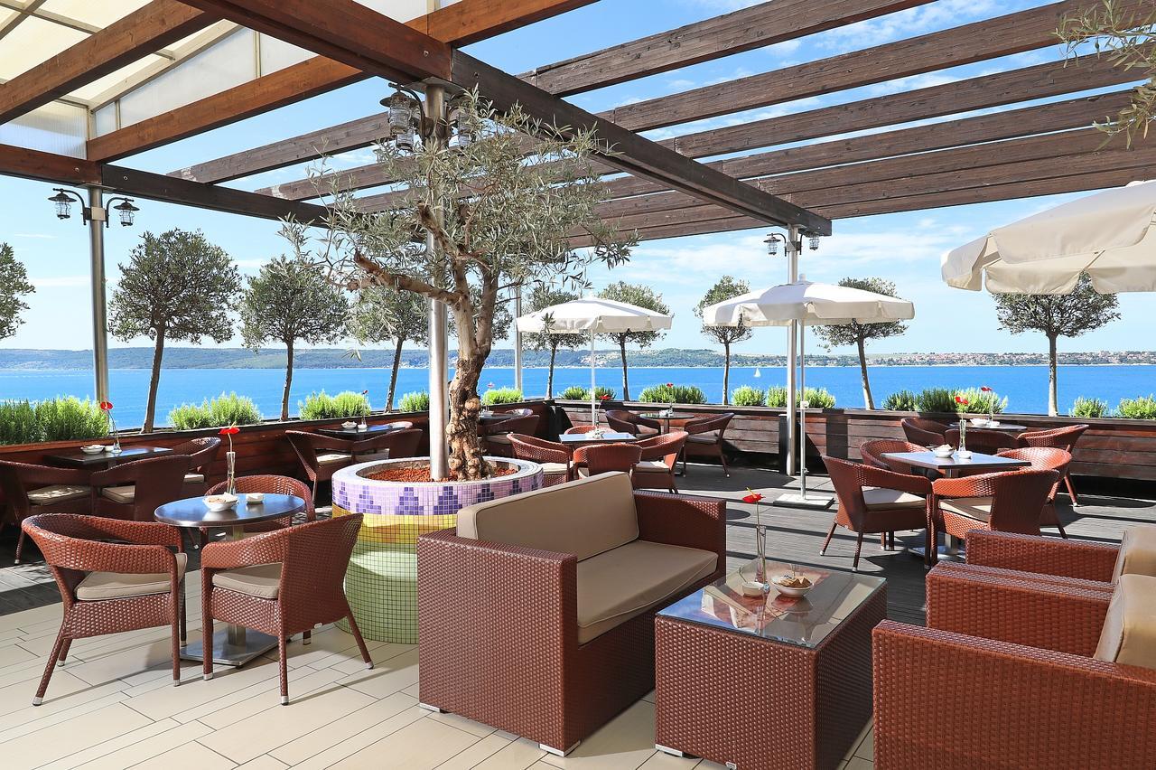 Grand Hotel Bernardin Portorose Esterno foto The restaurant